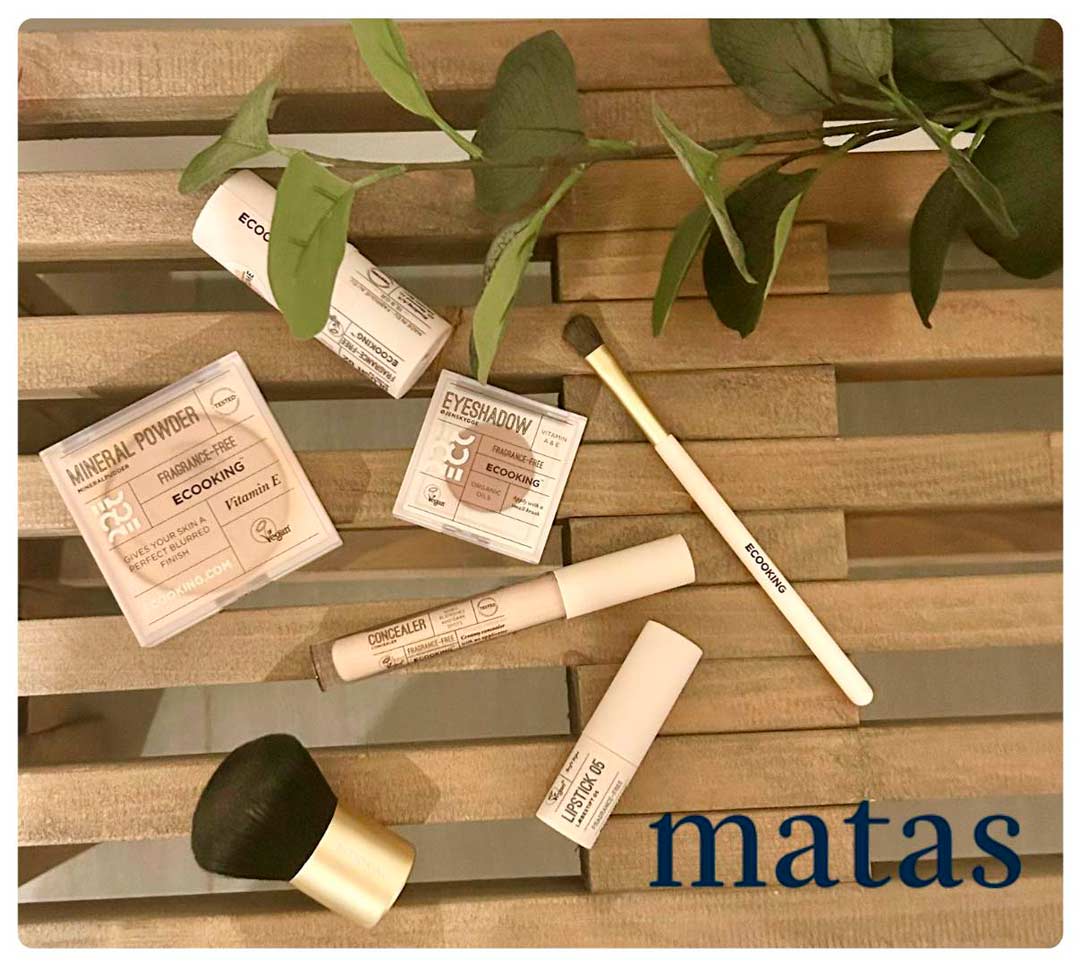 Ecooking mineral powder, concealer, lipstick og eyeshadow fra Matas